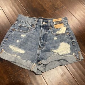 Aeropostale medium blue denim mom short size 000